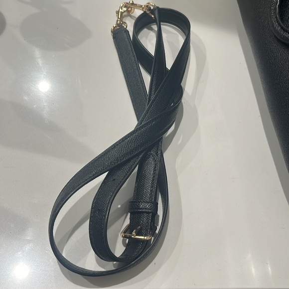 Beautiful Coach Leather Bag - Picture 4 of 6